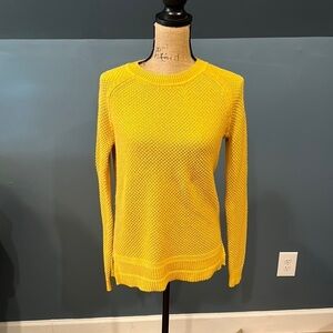 Old Navy sweater size small women’s
